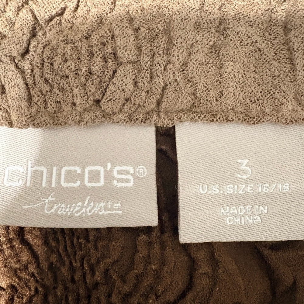 Chico's Travelers Mocha Brown Textured  Wrinkle-Resistant Ruffle Wire Collar. 3 - Picture 6 of 12